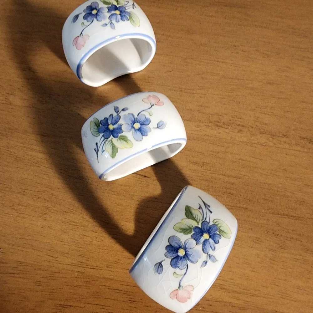 Nikko Blue Peony Ceramic napkin rings set of 3